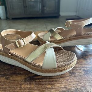 Vionic Tan, Gold, and Cream Sandals
